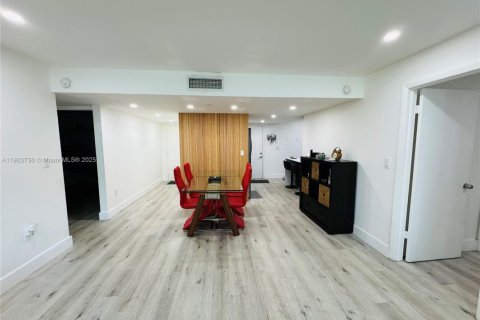 Купить кондоминиум в Хайалиа, Флорида 3 спальни, 118.73м2, № 2091087 - фото 6