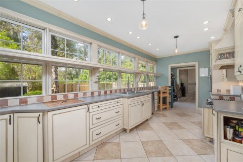 Villa ou maison à vendre à High Springs, Floride: 4 chambres, 238.39 m2 № 1910785 - photo 11