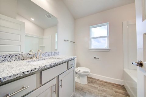 House in Dade City, Florida 3 bedrooms, 159.79 sq.m. № 1531802 - photo 19