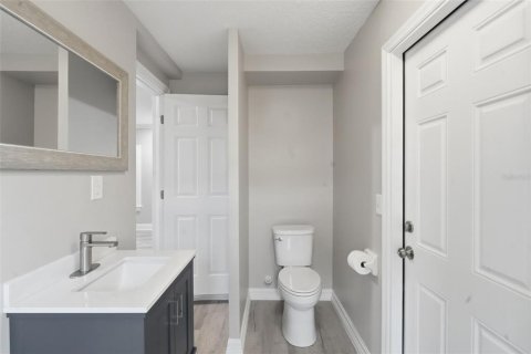 Villa ou maison à vendre à New Smyrna Beach, Floride: 4 chambres, 161.28 m2 № 2124533 - photo 30