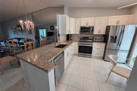 Casa en venta en Delray Beach, Florida, 2 dormitorios, 124.95 m2 № 1848359 - foto 7