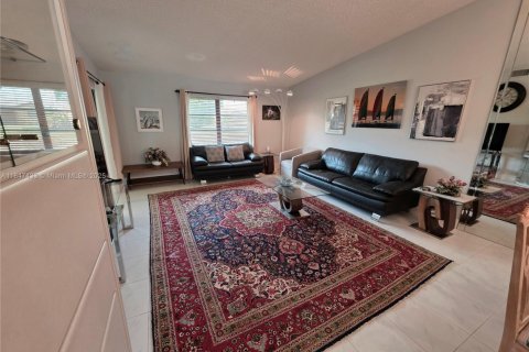 Casa en venta en Delray Beach, Florida, 2 dormitorios, 124.95 m2 № 1848359 - foto 10