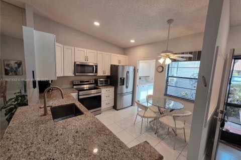 Casa en venta en Delray Beach, Florida, 2 dormitorios, 124.95 m2 № 1848359 - foto 6