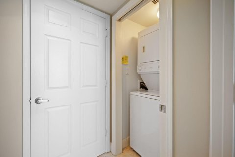 Condo in Fort Lauderdale, Florida, 2 bedrooms № 2089608 - photo 23