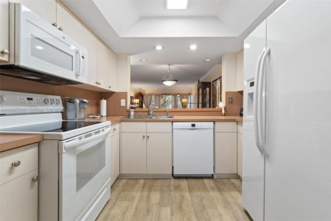 Copropriété à vendre à Boca Raton, Floride: 2 chambres, 124.4 m2 № 2012047 - photo 8