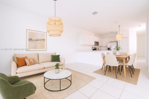 Купить таунхаус в Майами, Флорида 4 спальни, 169.08м2, № 2034334 - фото 8