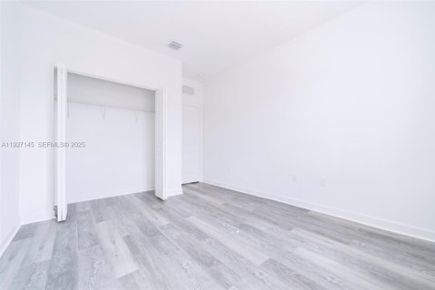 Купить таунхаус в Майами, Флорида 4 спальни, 169.08м2, № 2034334 - фото 28