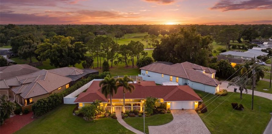 Villa ou maison à Sarasota, Floride 3 chambres, 230.3 m2 № 2431874