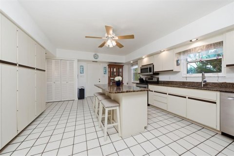 Villa ou maison à vendre à Sarasota, Floride: 3 chambres, 230.3 m2 № 2431874 - photo 27
