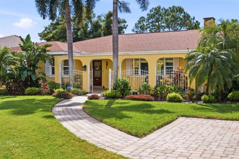 Villa ou maison à vendre à Sarasota, Floride: 3 chambres, 230.3 m2 № 2431874 - photo 4