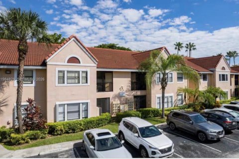 Condominio en alquiler en Miami, Florida, 2 dormitorios, 90.95 m2 № 2048063 - foto 15