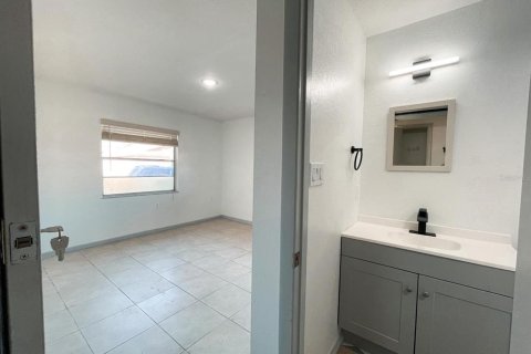 Купить коммерческую недвижимость в Лейкленд, Флорида 176.14м2, № 1796105 - фото 19