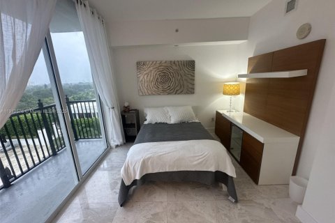 Снять в аренду кондоминиум в Корал-Гейблс, Флорида 3 спальни, 106.56м2, № 1968874 - фото 23