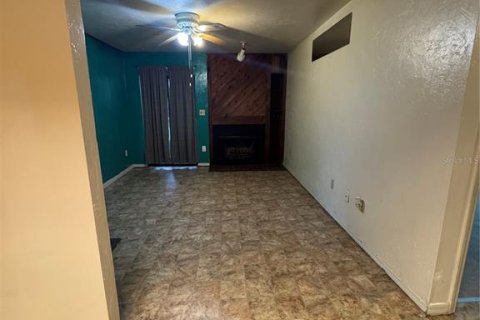Condo in Gainesville, Florida, 1 bedroom  № 1778431 - photo 9
