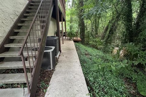 Condo in Gainesville, Florida, 1 bedroom  № 1778431 - photo 1