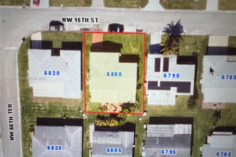Villa ou maison à vendre à Margate, Floride: 4 chambres, 130.06 m2 № 2073435 - photo 2
