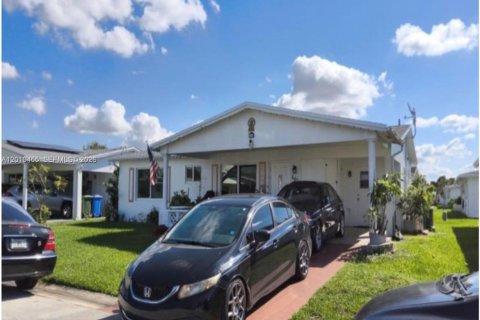 Villa ou maison à Margate, Floride 4 chambres, 130.06 m2 № 2073435