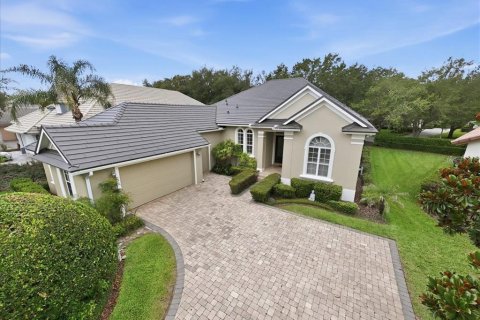 House in Windermere, Florida 4 bedrooms, 268.21 sq.m. № 2198138