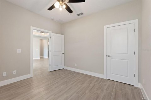 Casa en alquiler en Kissimmee, Florida, 4 dormitorios, 155.15 m2 № 2103755 - foto 18
