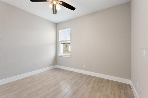 Casa en alquiler en Kissimmee, Florida, 4 dormitorios, 155.15 m2 № 2103755 - foto 19