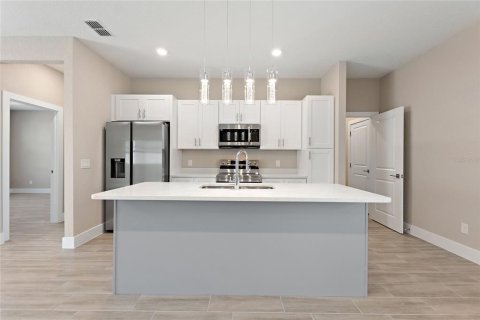 Casa en alquiler en Kissimmee, Florida, 4 dormitorios, 155.15 m2 № 2103755 - foto 10