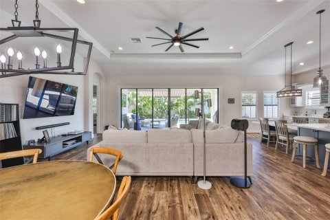 Casa en venta en Land O' Lakes, Florida, 3 dormitorios, 238.02 m2 № 1909269 - foto 11