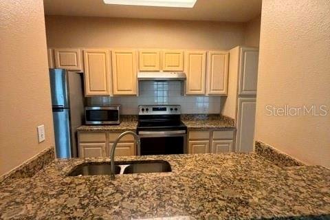 Condo in Longwood, Florida, 2 bedrooms № 2091802 - photo 5