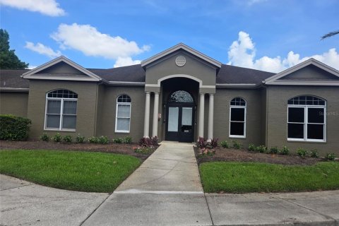 Condo in Longwood, Florida, 2 bedrooms № 2091802 - photo 3