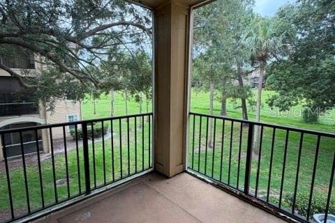 Condo in Longwood, Florida, 2 bedrooms № 2091802 - photo 13