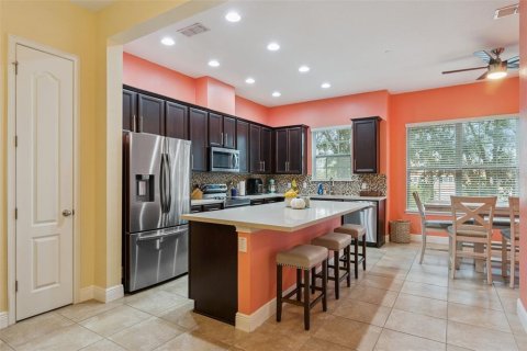 Townhouse in Lake Mary, Florida 4 bedrooms, 187.11 sq.m. № 2396352 - photo 10
