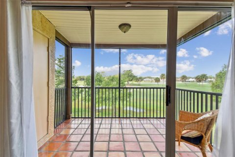 Copropriété à vendre à Clearwater, Floride: 1 chambre, 66.98 m2 № 1914993 - photo 2