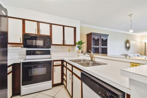 Copropriété à vendre à Clearwater, Floride: 1 chambre, 66.98 m2 № 1914993 - photo 12