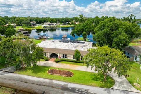 Villa ou maison à vendre à Land O' Lakes, Floride: 4 chambres, 254.18 m2 № 1303091 - photo 6