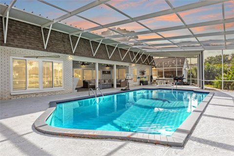 Villa ou maison à vendre à Land O' Lakes, Floride: 4 chambres, 254.18 m2 № 1303091 - photo 24