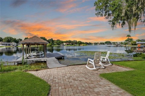 Villa ou maison à vendre à Land O' Lakes, Floride: 4 chambres, 254.18 m2 № 1303091 - photo 3