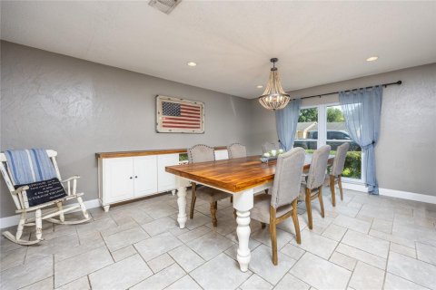 Villa ou maison à vendre à Land O' Lakes, Floride: 4 chambres, 254.18 m2 № 1303091 - photo 30