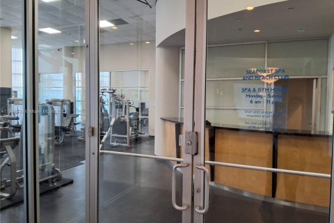 Снять в аренду кондоминиум в Майами-Бич, Флорида 2 спальни, 126.35м2, № 1971313 - фото 10