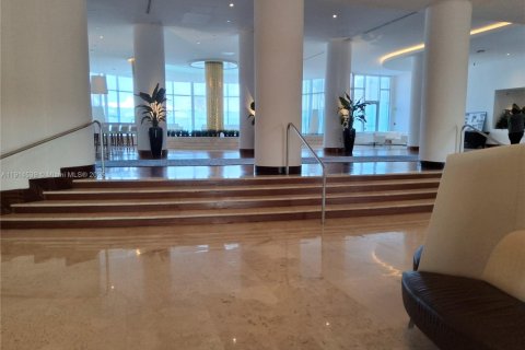 Снять в аренду кондоминиум в Майами-Бич, Флорида 2 спальни, 126.35м2, № 1971313 - фото 8