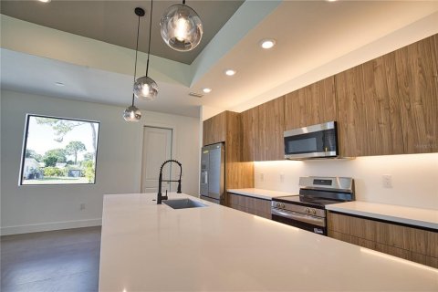 House in Venice, Florida 3 bedrooms, 153.29 sq.m. № 1816225 - photo 25