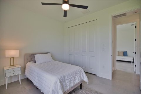 House in Venice, Florida 3 bedrooms, 153.29 sq.m. № 1816225 - photo 18