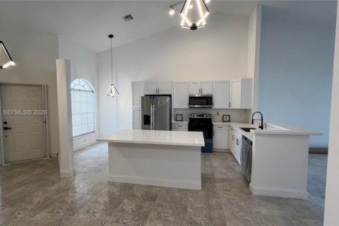 Villa ou maison à vendre à Boynton Beach, Floride: 2 chambres, 136.66 m2 № 1999287 - photo 3