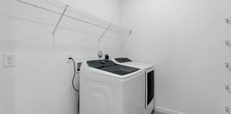 Casa en West Palm Beach, Florida 3 dormitorios, 173.08 m2 № 1075683