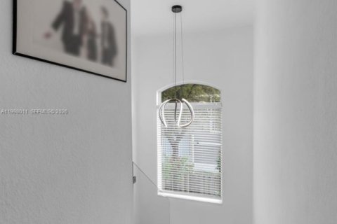 Villa ou maison à vendre à Palmetto Bay, Floride: 4 chambres, 224.17 m2 № 2066142 - photo 23