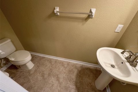 Touwnhouse à louer à New Port Richey, Floride: 3 chambres, 153.85 m2 № 2403507 - photo 17