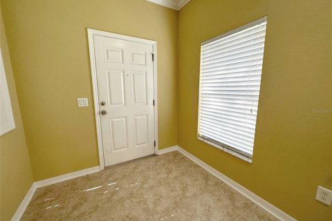 Touwnhouse à louer à New Port Richey, Floride: 3 chambres, 153.85 m2 № 2403507 - photo 2