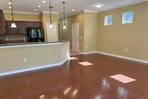 Touwnhouse à louer à New Port Richey, Floride: 3 chambres, 153.85 m2 № 2403507 - photo 3