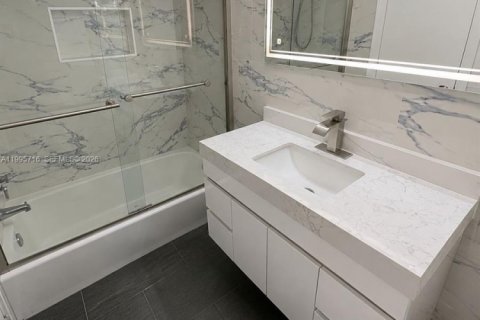 Купить кондоминиум в Авентура, Флорида 1 спальня, 81.1м2, № 2256002 - фото 10