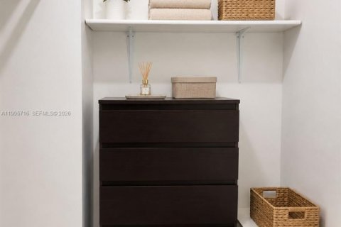 Купить кондоминиум в Авентура, Флорида 1 спальня, 81.1м2, № 2256002 - фото 5