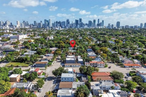 Commercial property in Miami, Florida 576.64 sq.m. № 2018080 - photo 18