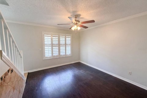 House in Lake Mary, Florida 3 bedrooms, 263.29 sq.m. № 2207880 - photo 9